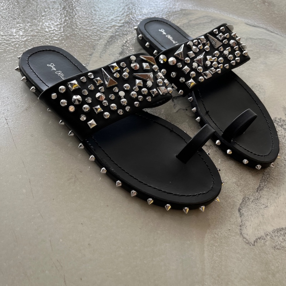 Black sandals with silver rhinestones